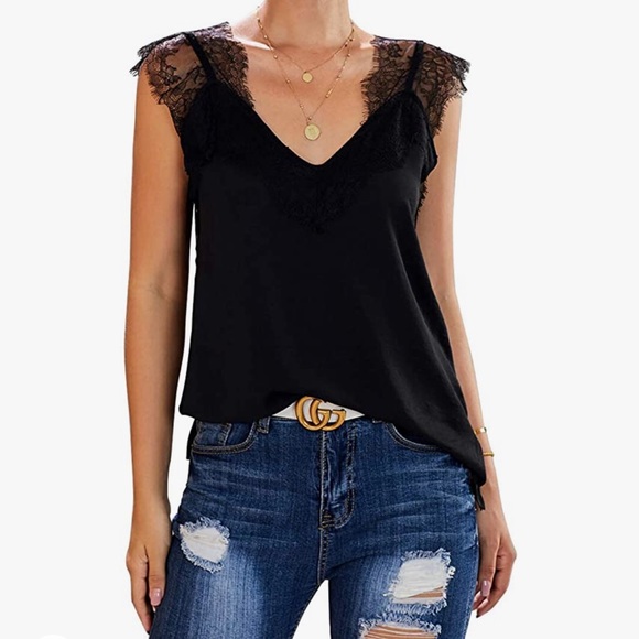 Super cute and soft lace cap sleeves tank top - Picture 13 of 16